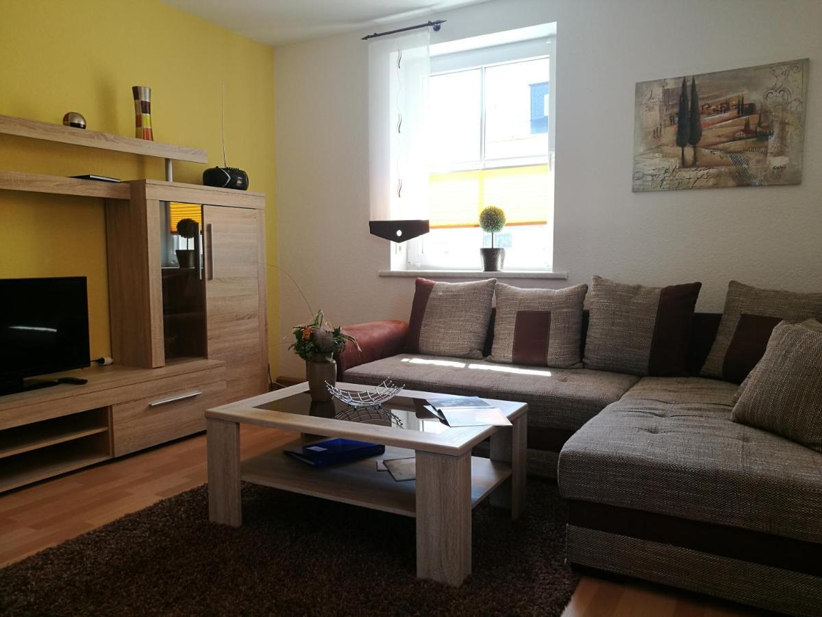 Ferienwohnung - August-Bebel-Str. 19 Oelsnitz  Екстер'єр фото